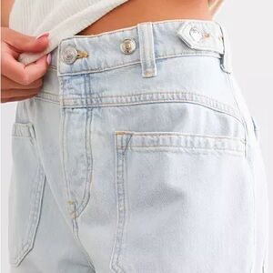 Light Wash Denim Jeans